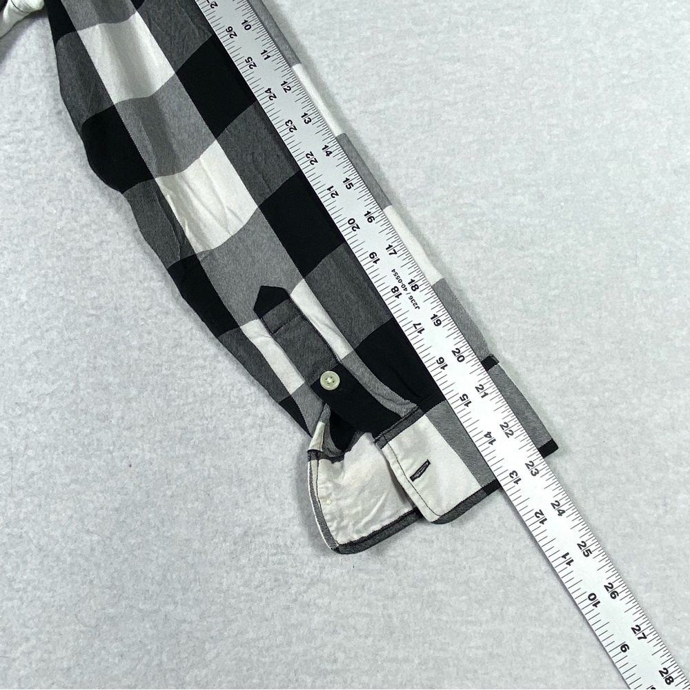 Levis Boyfriend Flannel Shirt Women's L Black White Plaid Button Up Casual Top - Picture 16 of 16